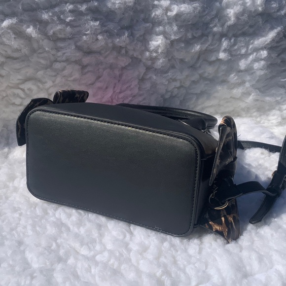 Betsey Johnson XOHOLLY DOME Black Satchel with Leopard Trim and Gold Hardware - Picture 6 of 15